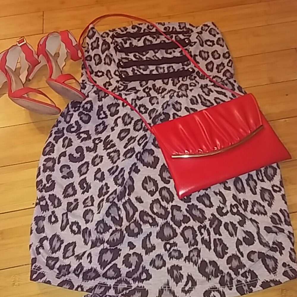 Drees with leopard print